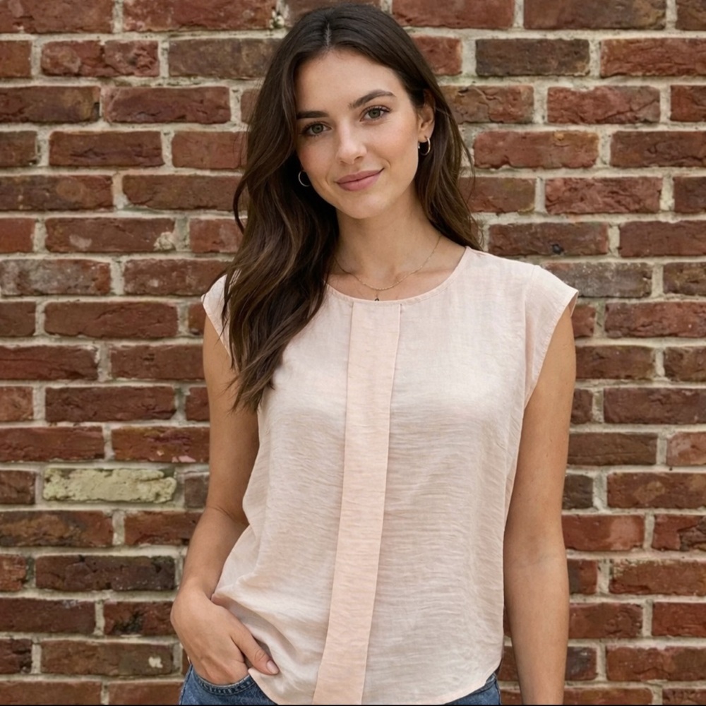 H&M Blush Semi Shear Light Weight Crew Neck Cap Sleeve Sleeveless Top Size M